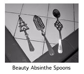 Hey, look at these crazy spoons! These are really nice patterns! Tour
Eiffel, etc.